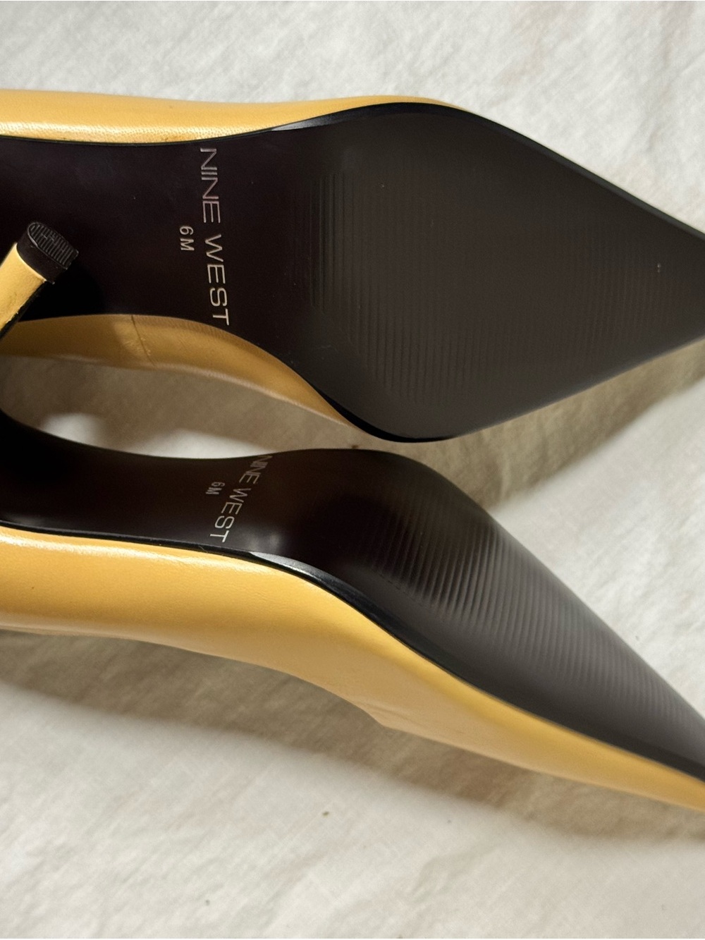 Nine West Camel/Tan Pointed Leather Pumps - Picture 7 of 9